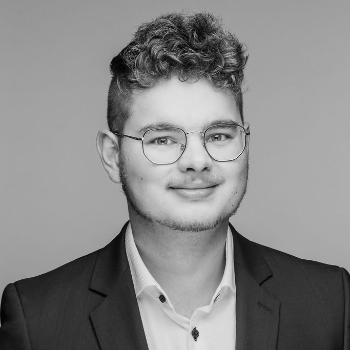 Timo-Bewerbungsfotos-Wien-Studio-Matphoto-6 Timo-Bewerbungsfotos-Wien-Studio-Matphoto-6